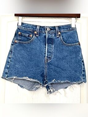Levi's Premium Ribcage Denim Shorts Medium Wash 24 Cutoff High Rise Button Fly